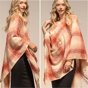 💕🌼 Last One SALE..Peony Plaid Poncho with fringe